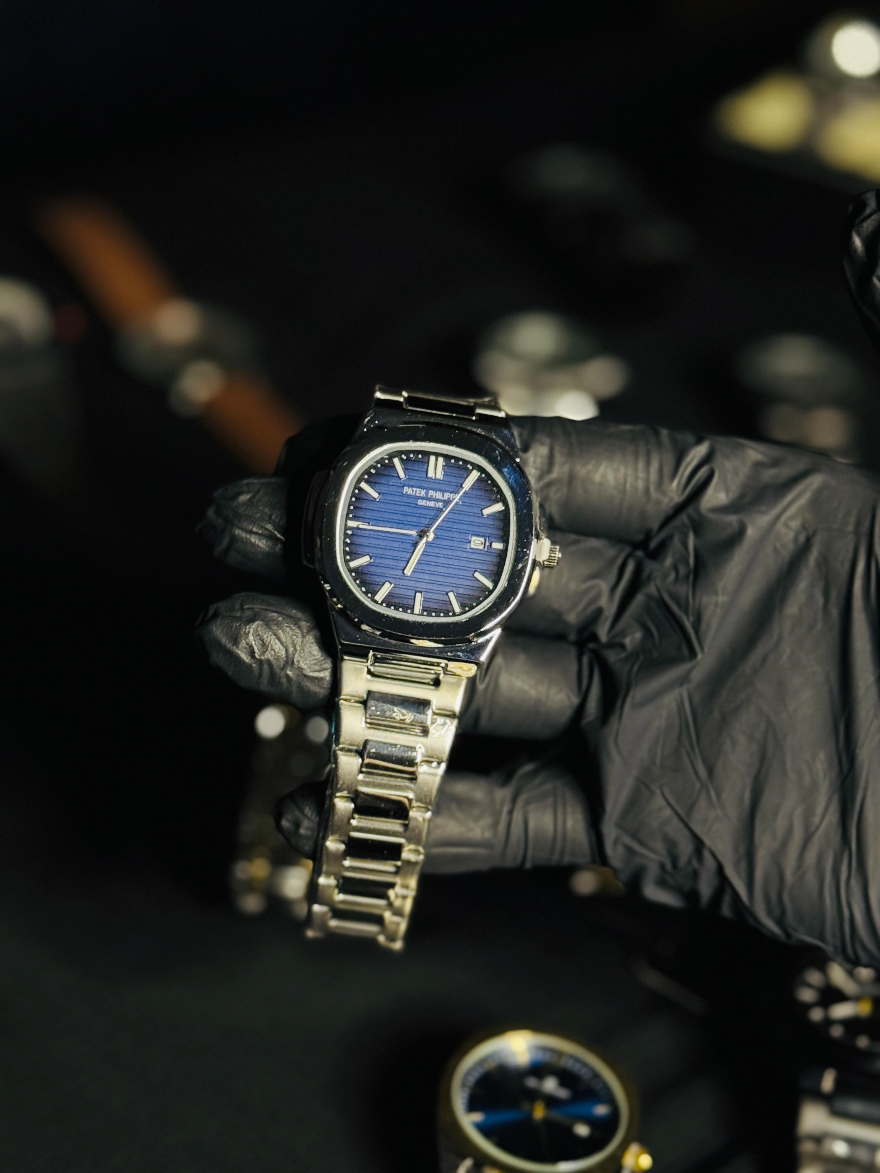 PATEK PHILIPPE BLUE DIAL WITH SILVER CHAIN